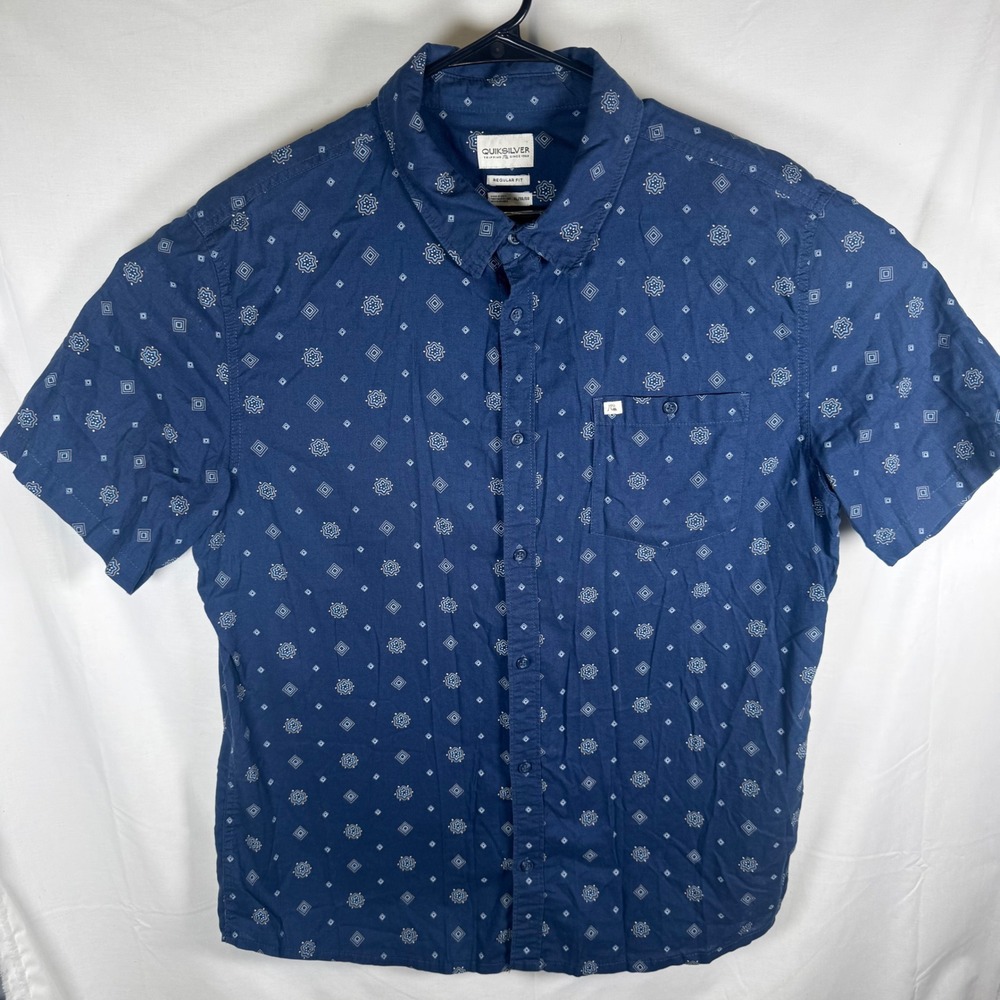 Quiksilver Button Down Shirt Mens XL Blue Medallion Print Short Sleeve AOP - Picture 3 of 11